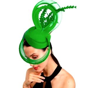 Fascinating Uniquely Fabulous Birdcage Sky Loop Pillbox Fascinator Derby…